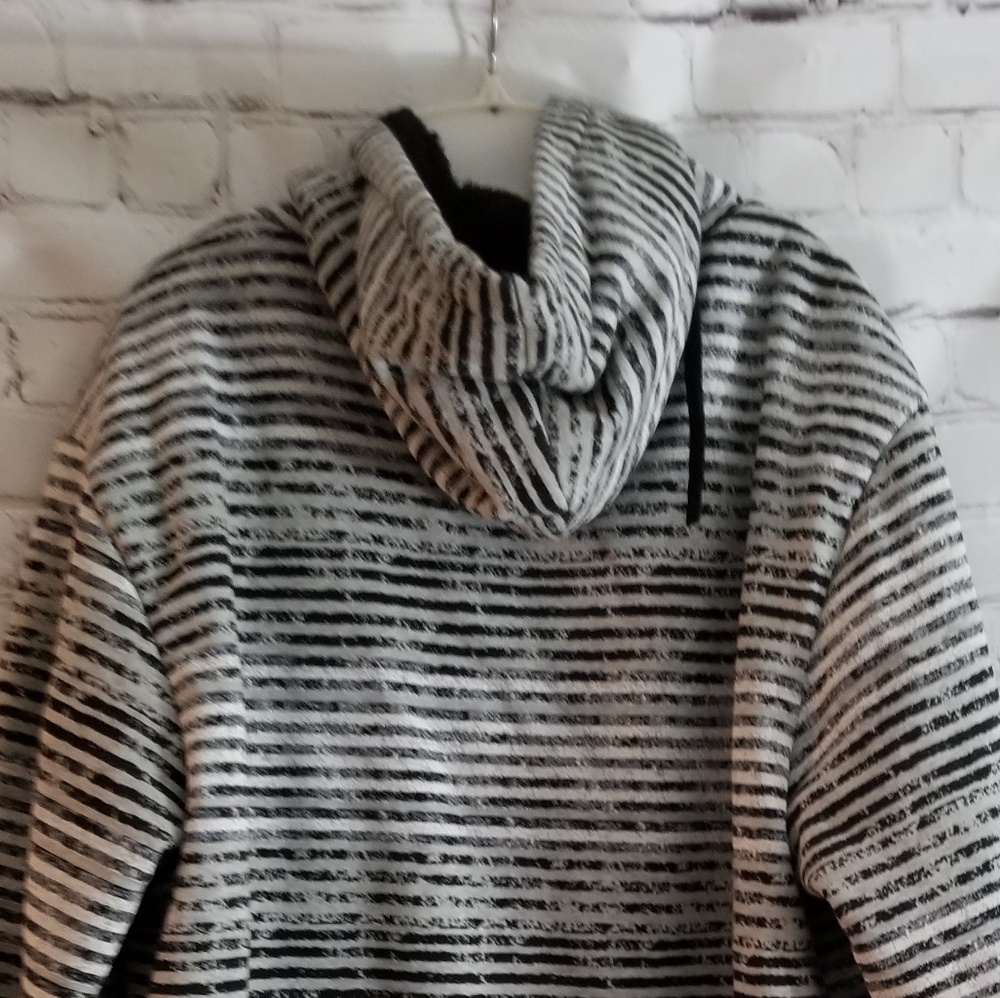Rok sweatshirt - Picture 4 of 5